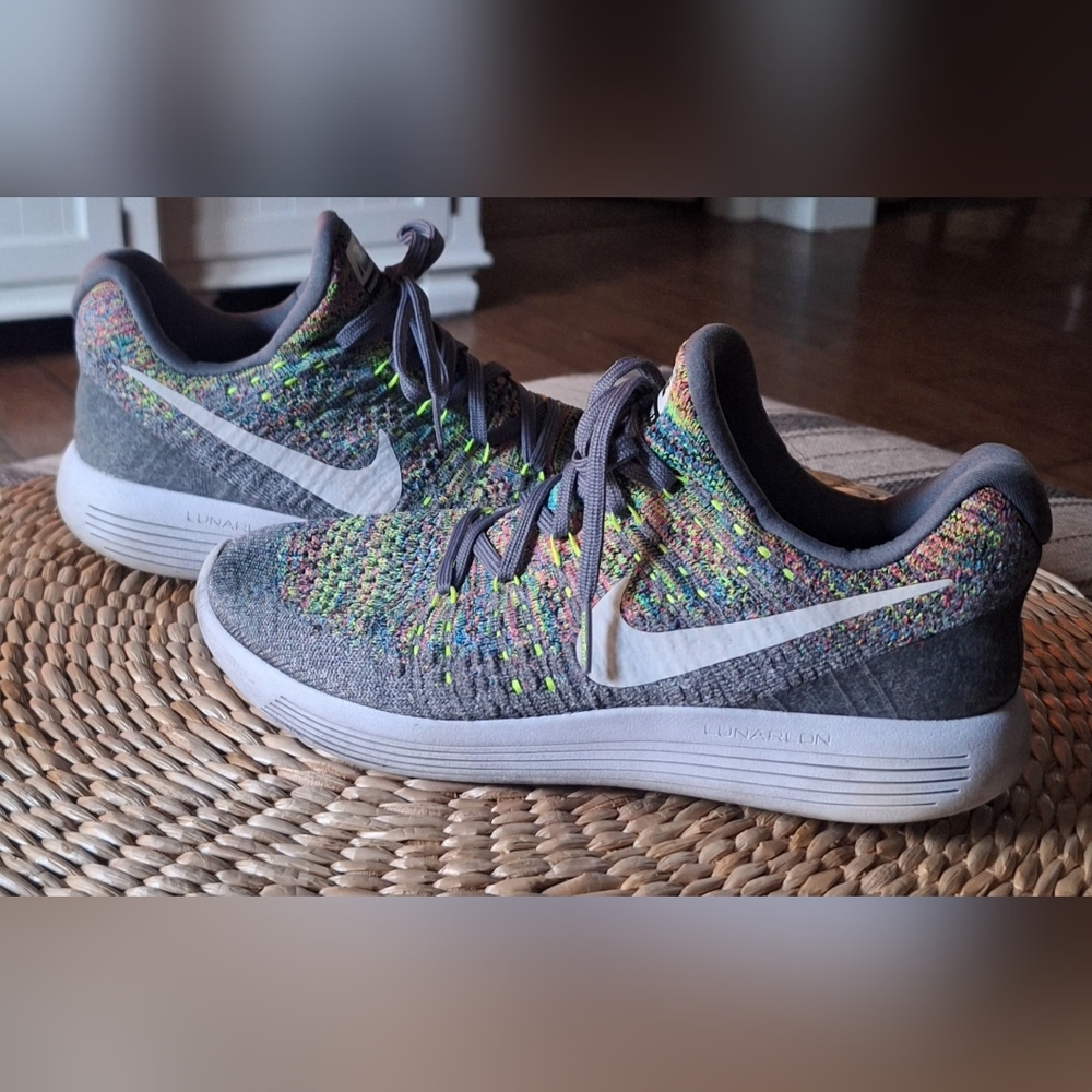 Nike LunarEpic Flyknit 2 Low Women's Size 8.5 Running Shoes 863780-003